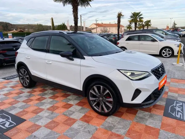 Seat ARONA TSI 115 BV6 FR GPS JA 18" Caméra Full LEDS Cokpit - Photo 3