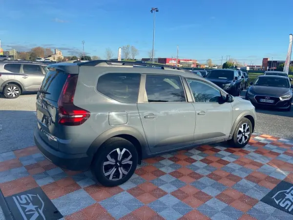 Dacia JOGGER 1.0 TCe 110 BV6 EXPRESSION GPS Caméra JA 16" 7PL - Photo 5