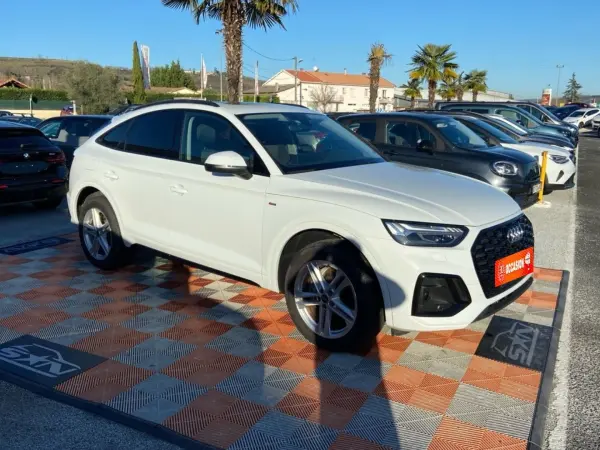 Audi Q5 SPORTBACK 40 TDI 204 QUATTRO S-Tronic S LINE Ext GPS Caméra JA 19" Black Pack - Photo 3