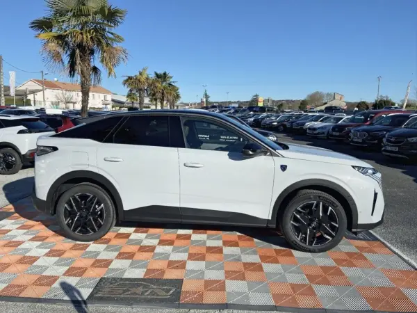 Peugeot 3008 Hybrid 145 e-DCS6 GT Toit Alcantara Executive Pack 360° Vision & Drive Assist Plus - Photo 4