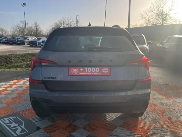 Skoda KAMIQ 1.5 TSI 150 ACT BV6 EDITION Caméra JA 17" Pack Black - Photo 4