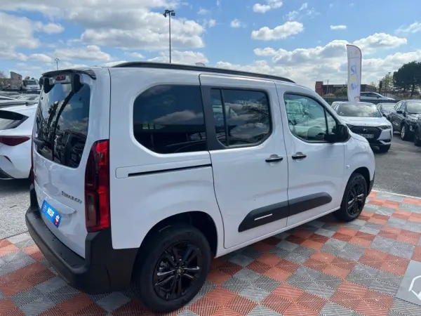 Citroën BERLINGO BlueHDi 130 EAT8 MAX Pack Techno GPS - Photo 5