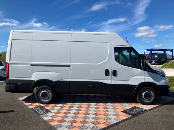 Iveco Iveco 35S16 2.3 12m3 156 HI-MATIC BVA Clim Caméra Regul 35250HT - Photo 4