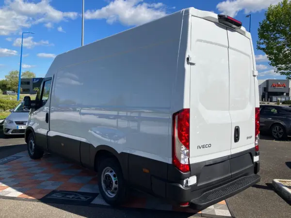 Iveco Iveco 35S16 2.3 12m3 156 HI-MATIC BVA Clim Caméra Regul 35250HT - Photo 3