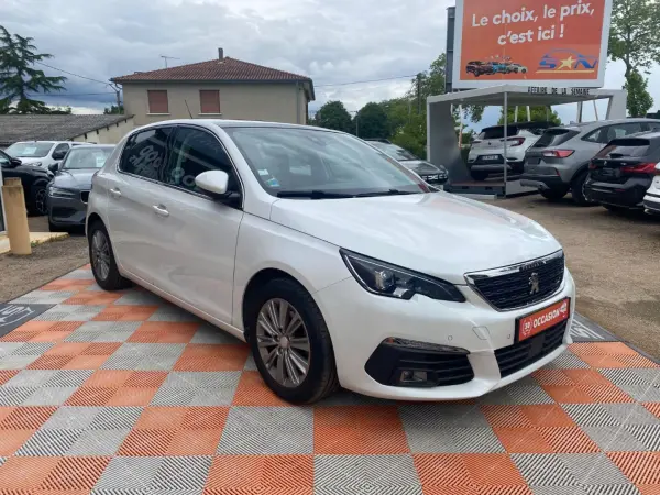 Peugeot 308 1.2 PureTech 130 ALLURE - Photo 2