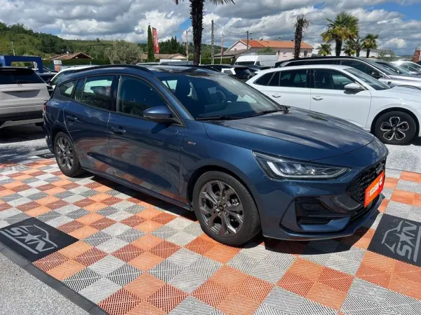 Ford FOCUS SW 1.5 ECOBLUE 115 POWERSHIFT ST-LINE GPS Pack Hiver - Photo 3