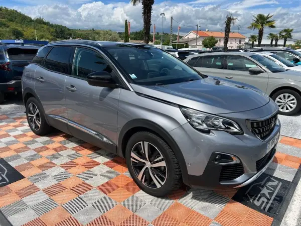 Peugeot 3008 1.5 BlueHDi 130 BV6 ALLURE Barres de toit - Photo 3