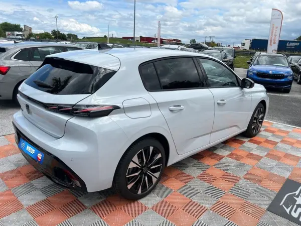 Peugeot 308 New BlueHDi 130 EAT8 ALLURE PACK ACCES & NAVIGATION - Photo 5