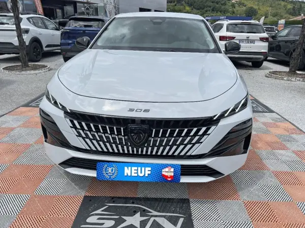 Peugeot 308 New BlueHDi 130 EAT8 ALLURE PACK ACCES & NAVIGATION - Photo 2