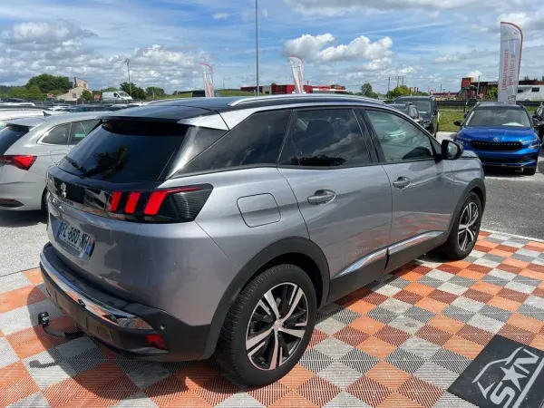 Peugeot 3008 1.5 BlueHDi 130 BV6 ALLURE Barres de toit - Photo 5