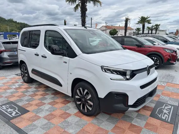 Citroën BERLINGO BlueHDi 130 EAT8 MAX Pack XTR et Techno - Photo 3