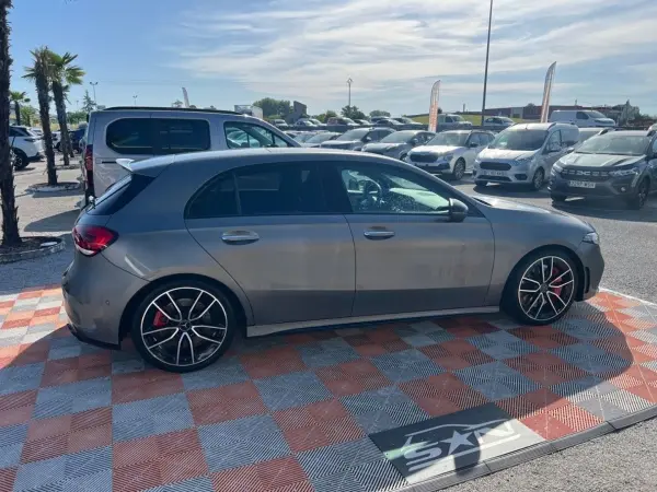 Mercedes-Benz CLASSE A 35 306 AMG 4 MATIC CUIR TOIT Caméra 360° - Photo 4