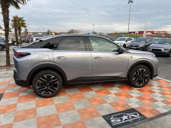 Peugeot 3008 Hybrid 145 e-DCS6 GT - Photo 4