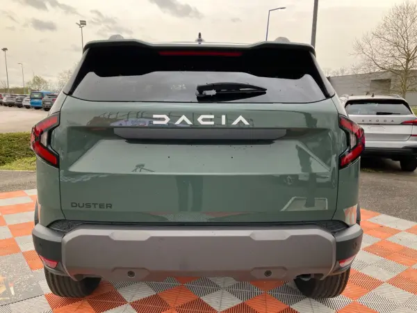 Dacia DUSTER ECO-G 120 AUTO 4X2 JOURNEY Pack City et Cold+ - Photo 5