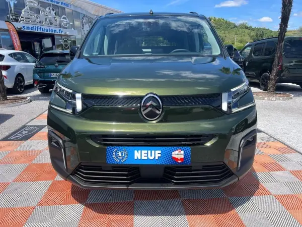 Citroën BERLINGO BlueHDi 130 EAT8 MAX N-1 5 Places - Photo 2