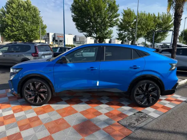 Renault RAFALE E-Tech Full Hybrid 200 ESPRIT ALPINE Toit Pano - Photo 3