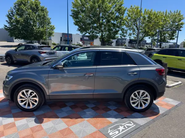Volkswagen T-ROC 1.5 TSI 150 DSG7 LIFE PLUS Cockpit Caméra JA 17" Barres - Photo 3
