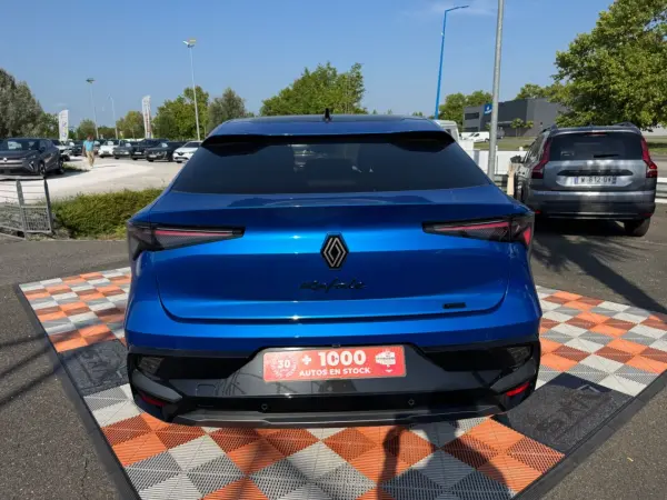 Renault RAFALE E-Tech Full Hybrid 200 ESPRIT ALPINE Toit Pano - Photo 5