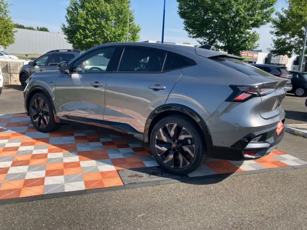 Renault RAFALE E-Tech Full Hybrid 200 ESPRIT ALPINE Toit Pano - Photo 3