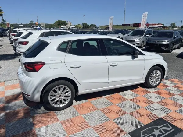Seat IBIZA 1.0 TSI 115 BV6 XCELLENCE SPECIAL Caméra Cockpit - Photo 4