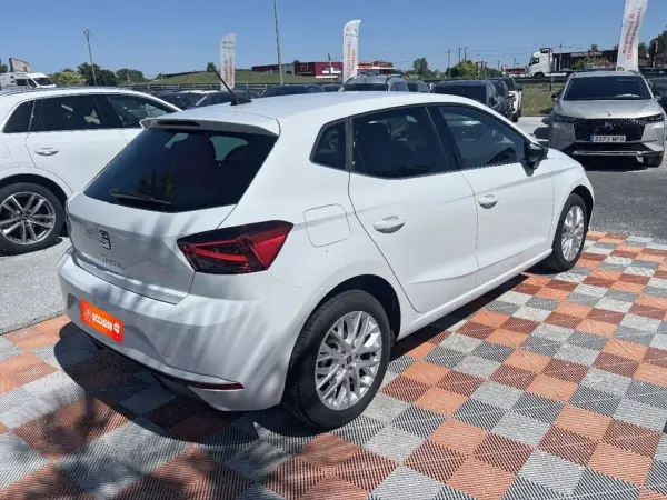 Seat IBIZA 1.0 TSI 115 BV6 XCELLENCE SPECIAL Caméra Cockpit - Photo 5