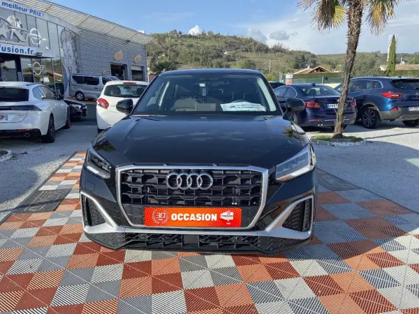Audi Q2 35 TFSI 150 S-TRONIC S-LINE Ext GPS Caméra Hayon Keyless - Photo 2