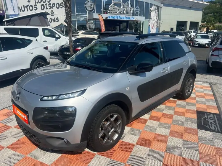 Citroën C4 CACTUS 1.2 VTi 12V 82 SHINE