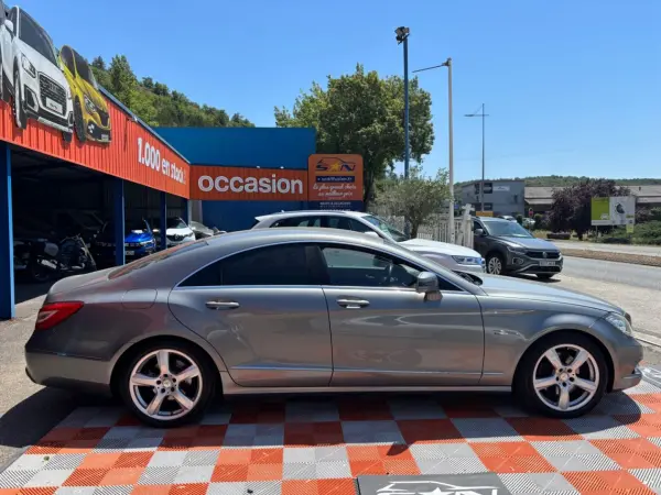 Mercedes-Benz CLS 350 CDI 3.0 V6 7G-Tronic BlueEFFICIENCY 265cv - Photo 4