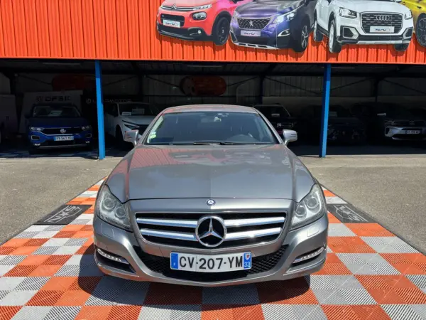 Mercedes-Benz CLS 350 CDI 3.0 V6 7G-Tronic BlueEFFICIENCY 265cv - Photo 2