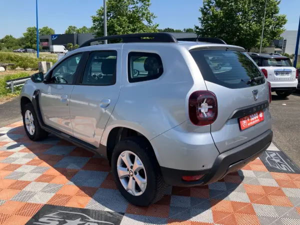 Dacia DUSTER 1.5 Blue DCi 115 BV6 CONFORT Radar JA 16" - Photo 4