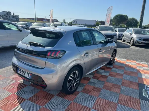 Peugeot 208 PureTech 100 BV6 ALLURE GPS - Photo 5