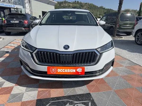 Skoda OCTAVIA 2.0 TDI 115 BV6 SELECTION Caméra JA 17" - Photo 2