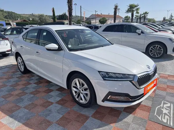Skoda OCTAVIA 2.0 TDI 115 BV6 SELECTION Caméra JA 17" - Photo 3