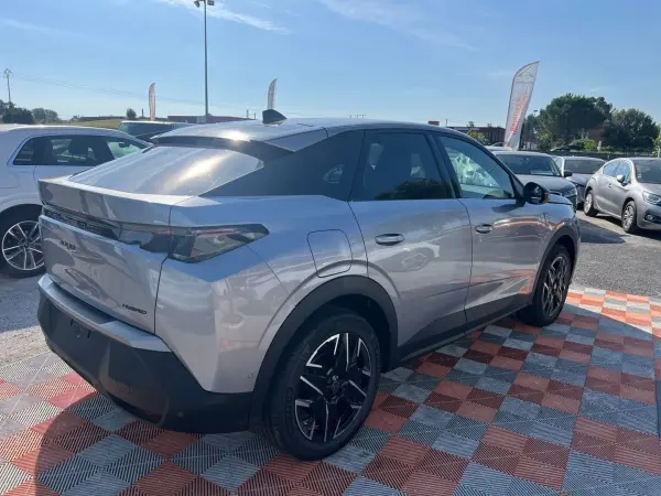 Peugeot 3008 Hybrid 145 e-DCS6 GT Toit Alcantara Executive Pack 360° Vision & Drive Assist Plus - Photo 5