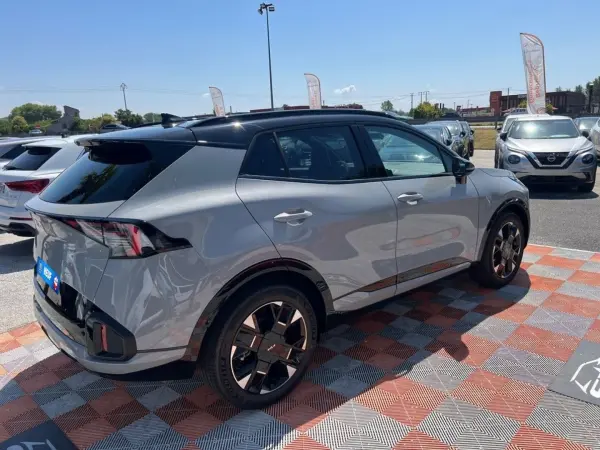 Kia SPORTAGE NEW 1.6 T-GDI HEV 239 BVA6 GT LINE Toit Bi-Ton - Photo 5