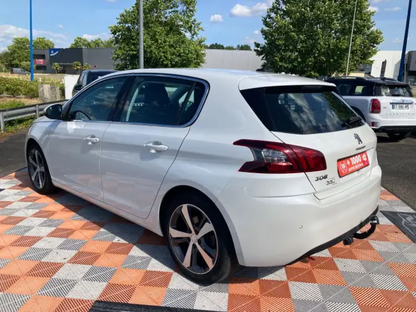 Peugeot 308 BlueHDi 130 BV6 ALLURE Full LED JA 17 - Photo 4