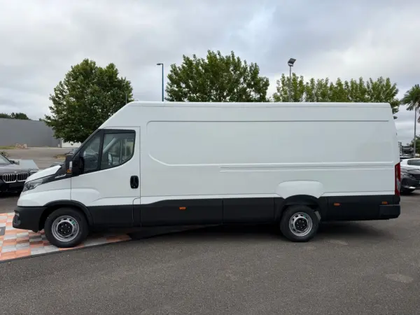 Iveco Iveco 35S18 3.0 16m3 H2 180 HI MATIC BVA Clim Caméra Regul 37075HT - Photo 2