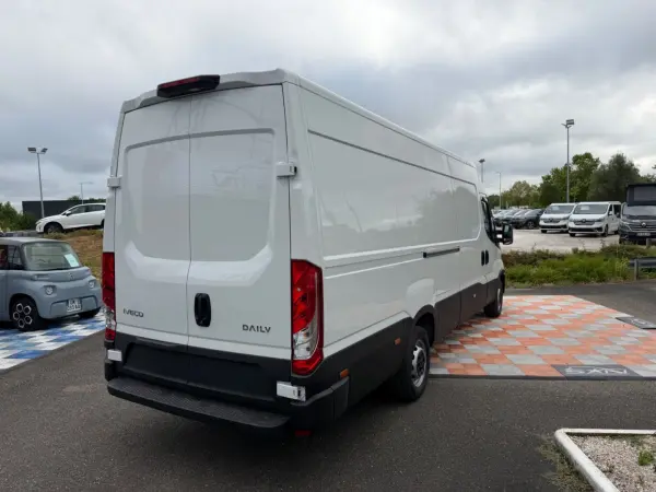 Iveco Iveco 35S18 3.0 16m3 H2 180 HI MATIC BVA Clim Caméra Regul 37075HT - Photo 5
