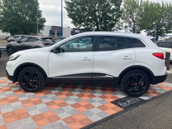 Renault KADJAR 1.5 DCI 110 BV6 HYPNOTIC CUIR GPS Caméra JA 19" Noires - Photo 3