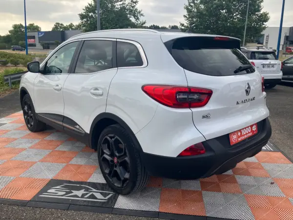 Renault KADJAR 1.5 DCI 110 BV6 HYPNOTIC CUIR GPS Caméra JA 19" Noires - Photo 4