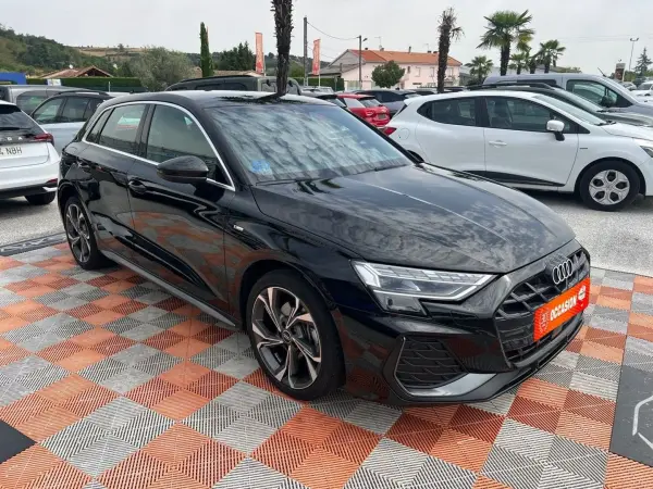 Audi A3 SPORTBACK 40 TFSIe 204 S-TRONIC S-LINE GPS Caméra +7000€ d'Options - Photo 3