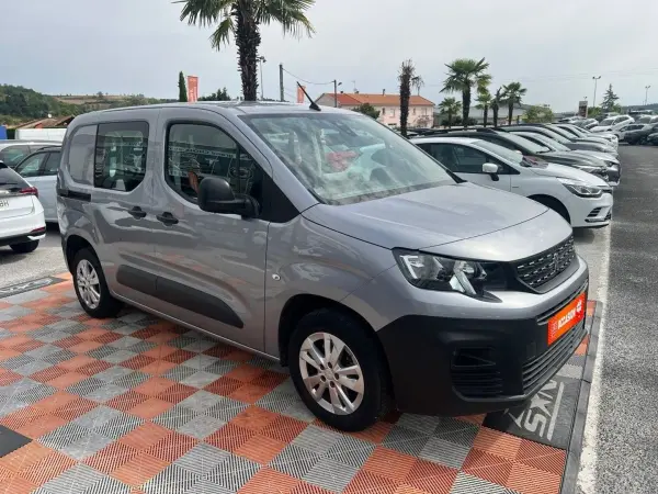 Peugeot PARTNER 1.5 BLUEHDI 130 GRAND CONFORT - Photo 3