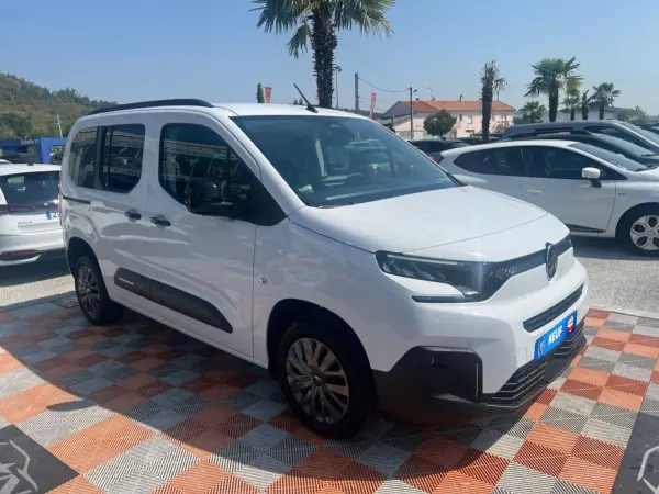 Citroën BERLINGO BlueHDi 130 EAT8 MAX EXPORT N-1 5 Places - Photo 3