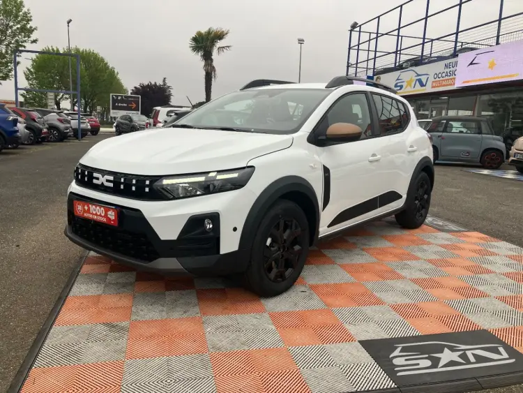 Dacia SANDERO NEW ECO-G 120 AUTO STEPWAY EXTREME Pack Navigation