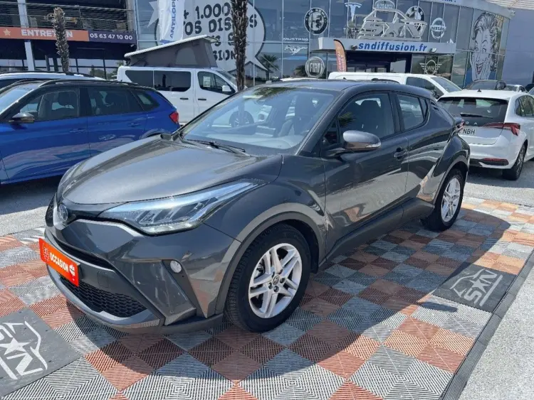 Toyota C-HR 1.8 HYBRID 122 BVA DYNAMIC Caméra