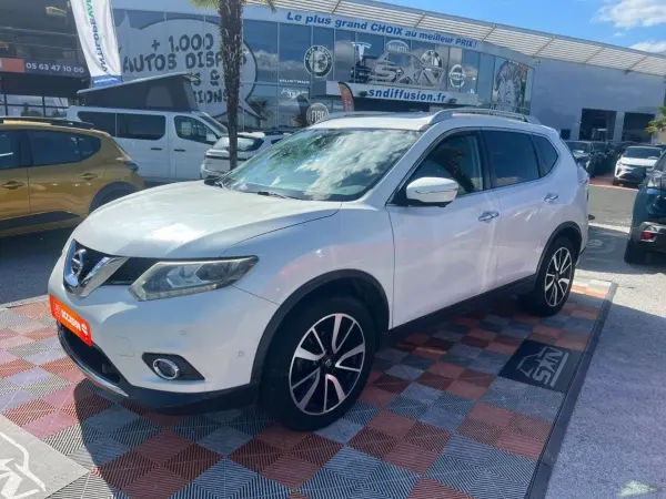 Nissan X-TRAIL