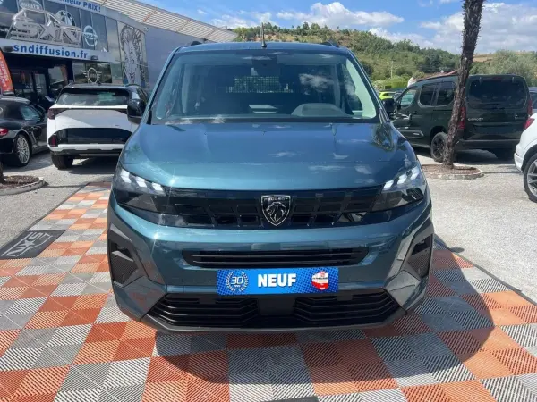 Peugeot RIFTER BlueHDi 130 EAT8 ALLURE PACK STYLE GPS ADML Chargeur Caméra JA 16" N-1 - Photo 2