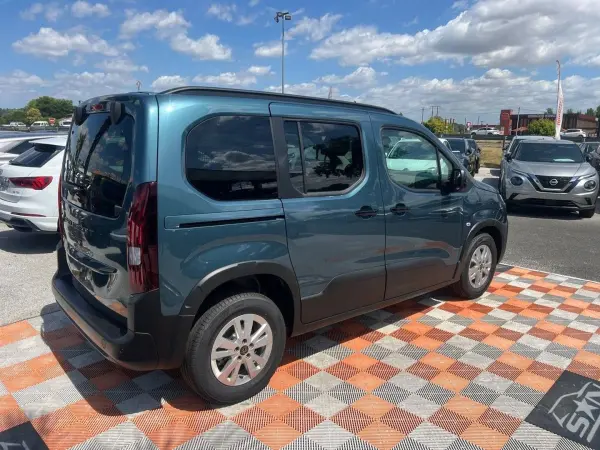 Peugeot RIFTER BlueHDi 130 EAT8 ALLURE PACK STYLE GPS ADML Chargeur Caméra JA 16" N-1 - Photo 5