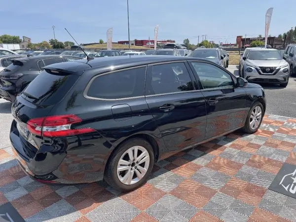 Peugeot 308 SW 1.2 130 EAT8 ALLURE - Photo 5