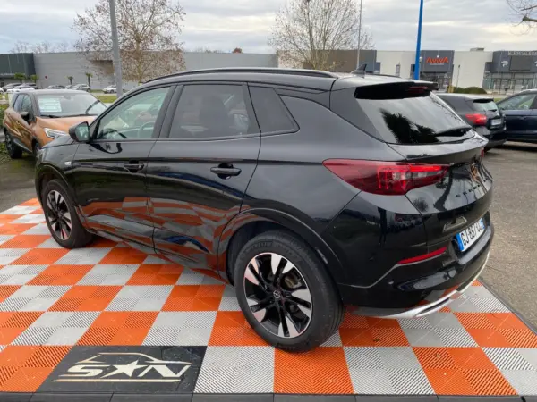 Opel GRANDLAND X NEW 1.5 D 130 BVA ULTIMATE CUIR GPS Caméra 360° Hayon - Photo 5